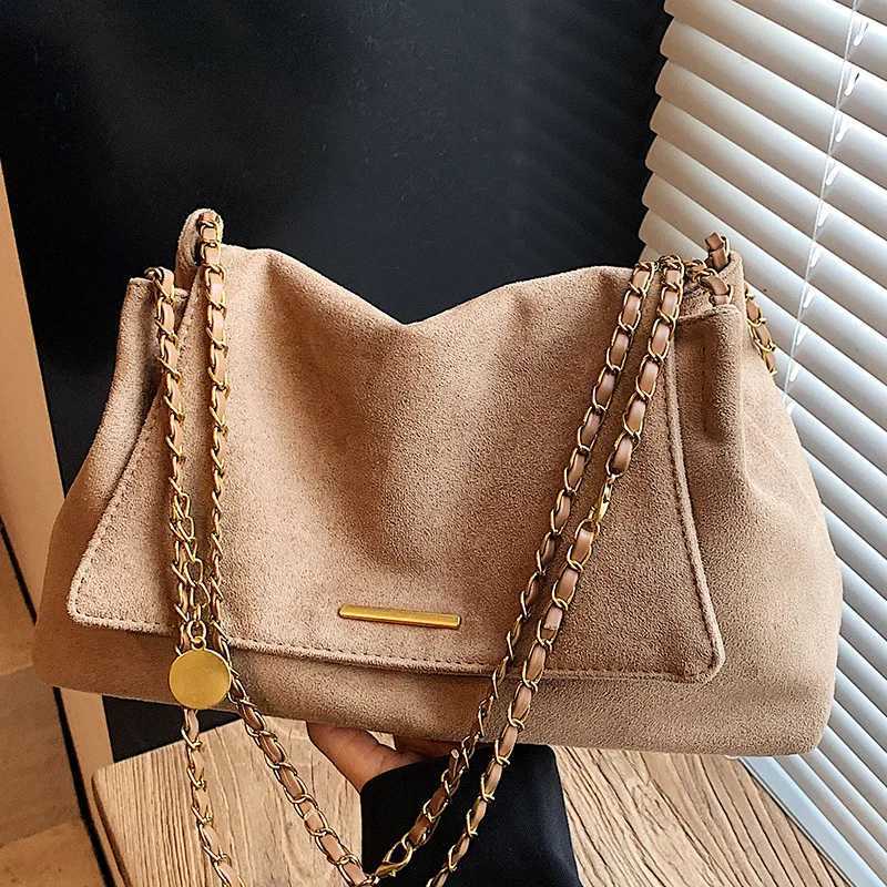 Autumn New Korean Tote Bag Women Large-capacity Chain Shoulder Bag Textured Messenger Model Commuter Retro StyleW251117
