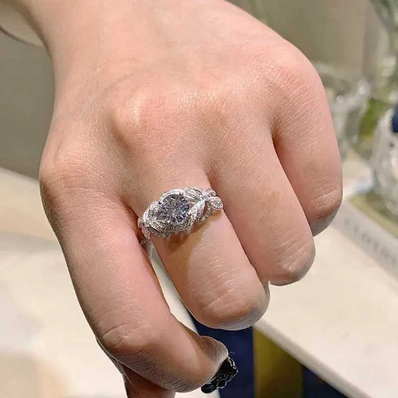 925 sterling silver womens wedding ring Exquisite bow design Sparkling cubic zirconia ring engagement party luxury jewelry W250417