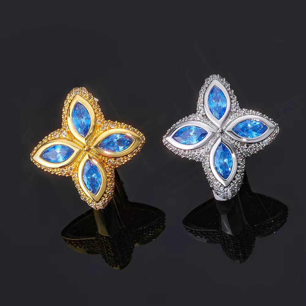 Moissanite Hip Hop Jewelry Gold Plated Four Leaf Zircon Ring Womens Trendy Bling Green Blue Gemstone Flower Shape Iced Out Ring
