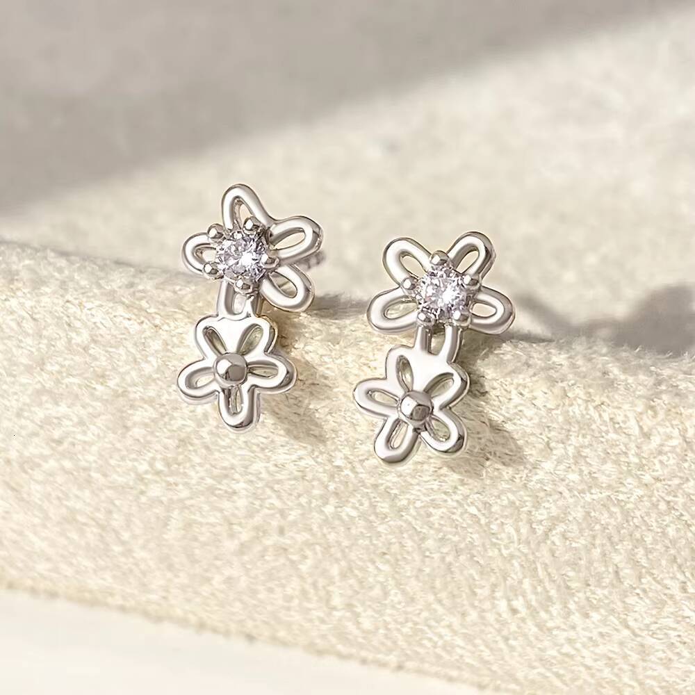 foxi Silver Jewelry TRENDY Earrings High Quality 925 Sterling Silver Cubic Zirconia Flower Earrings for Women