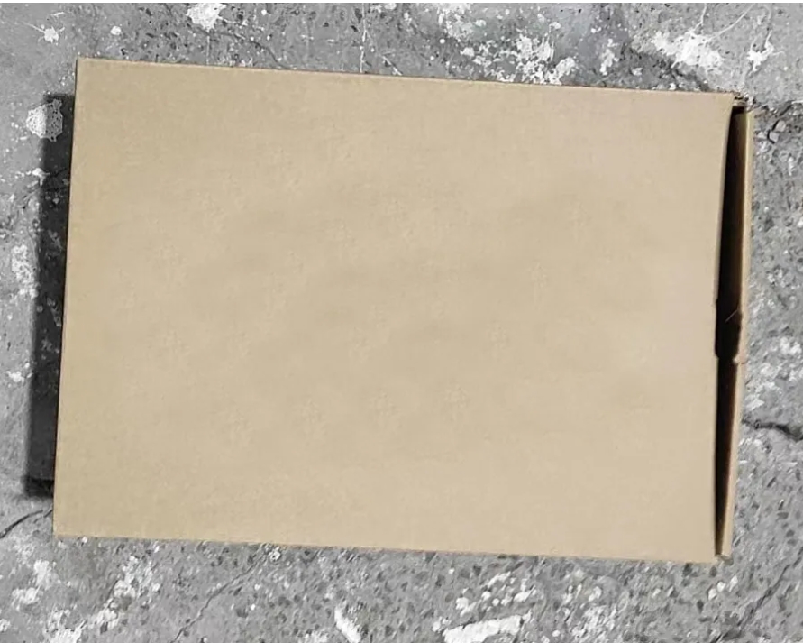 Dear friend, the box is about 15 dollars, you need to buy it and I will send you the link immediately 001 box