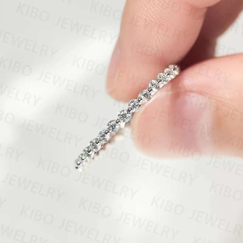 Wholesale 2024 Band Moissanite Diamond Silver 925 Ring 18K White / Rose Gold Planted Iced Out Wedding Rings Womens Jewelry
