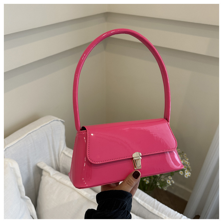 free shipping designers bags for womens 2025 New Shoulder Bag Handheld Versatile Light Luxury Simple Fashionable for daily outfit