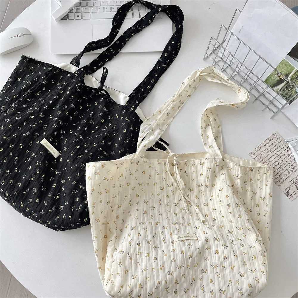 Fresh Sweet Tote Shoulder Bag for Women Girls Kids Shoulder Bag with Inner Pocket for Work Travel and Shopping Flower Print CaseW251117