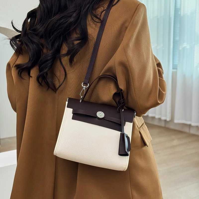 High-Quality Womens Crossbody Bag Leather Messenger Bag - Shoulder Bag For Ladies Elegant FashionW251117