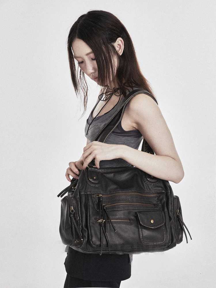 high quality bag Soft leather retro One shoulder messenger bag large capacity tote bag punk multi pocket Y2Kmotorcycle bagW251115