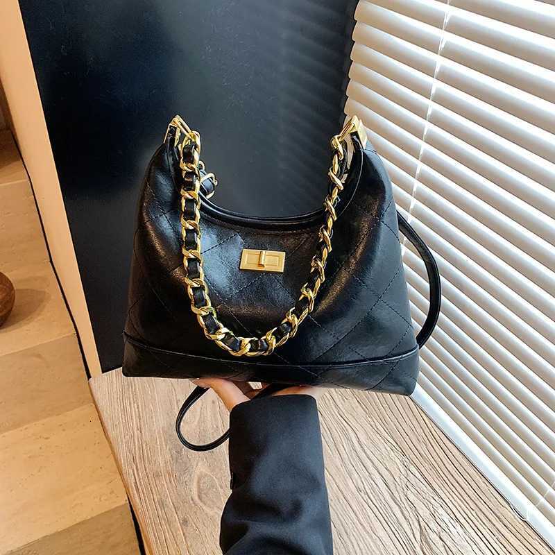 New Suede Underarm Bag for Women Korean Version of Xiaoxiangfeng Chain Bag Diamond Messenger Bag Retro TrendyW251117