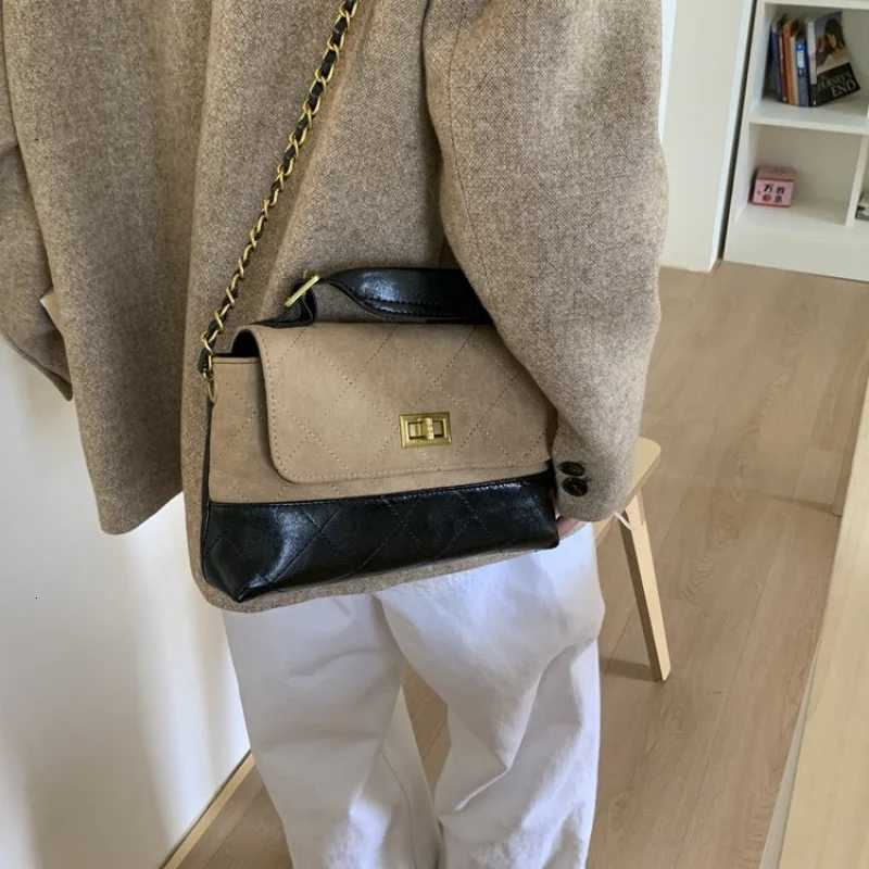 Fashionable Crossbody Handbag For Ladies With A Luxury Parisian Design And Premium LeatherW251117