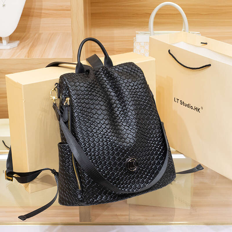 Leather woven for women 2025 new fashionable summer design, niche travel backpack, large capacity backpack
