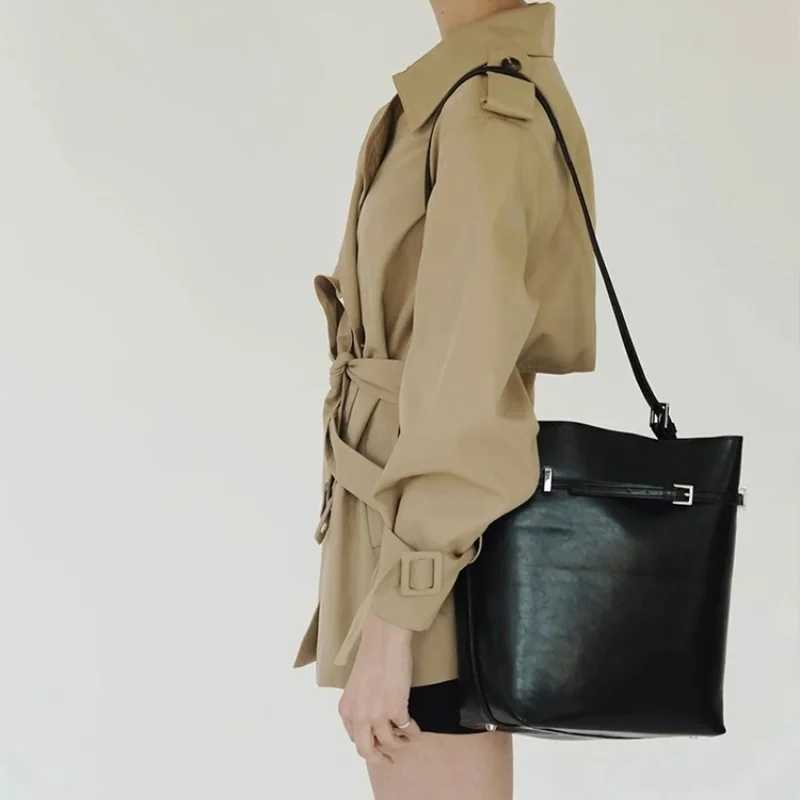 New Ladies Handbag Tote Bag Soft Simple Women Bucket Bag Fashionable Lady Shoulder Bag Luxury Thick Leather Bag 2024W251117