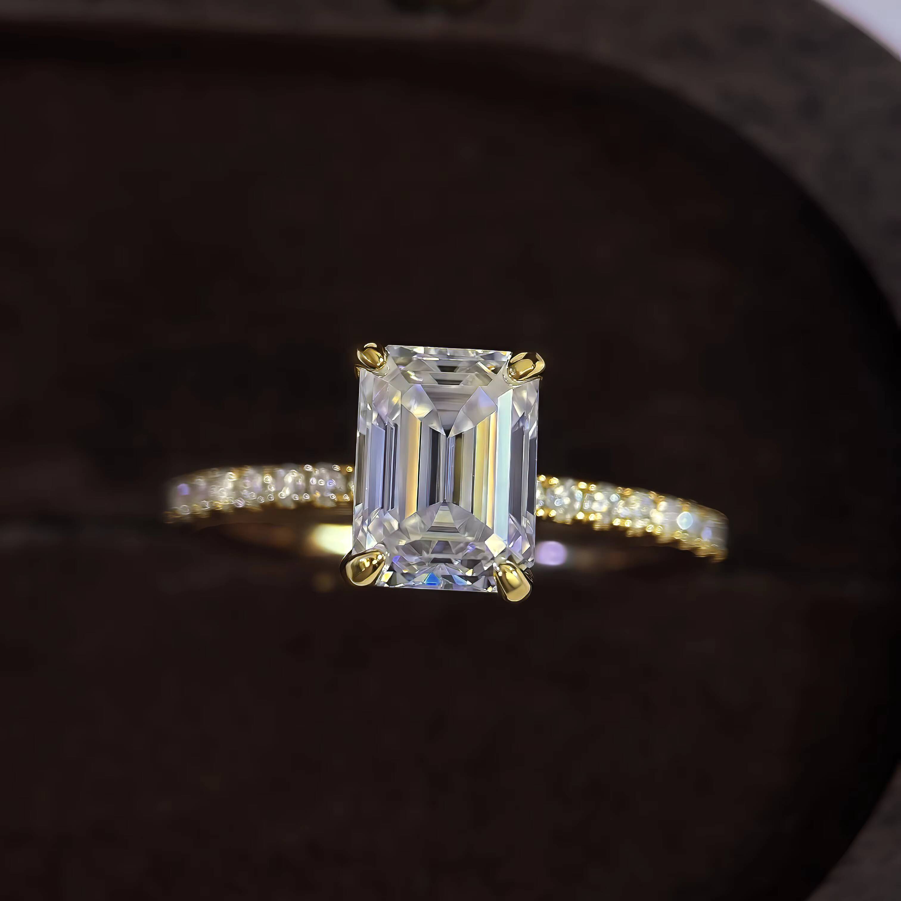 FOXI Engagement Solitaire Ring 13Ct Emerald Cut Diamond Women Ring Gold Plated 925 Sterling Silver Moissanite Ring