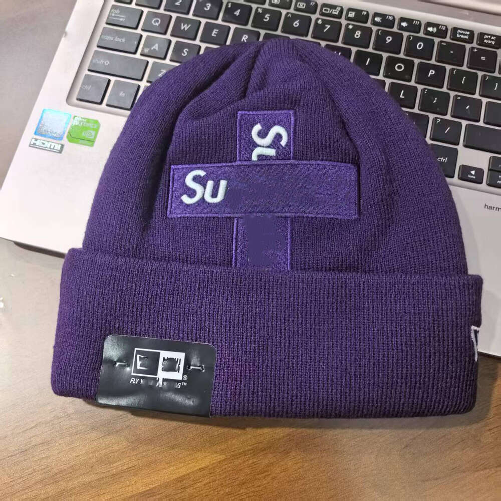 Supremely Beanie 2025 New Luxury Designer Hats For Men Women Wool Sup Etter Knitted Hats Street Versatile Cold Hats Embroidered High Quality Fashion Beanie 0E2