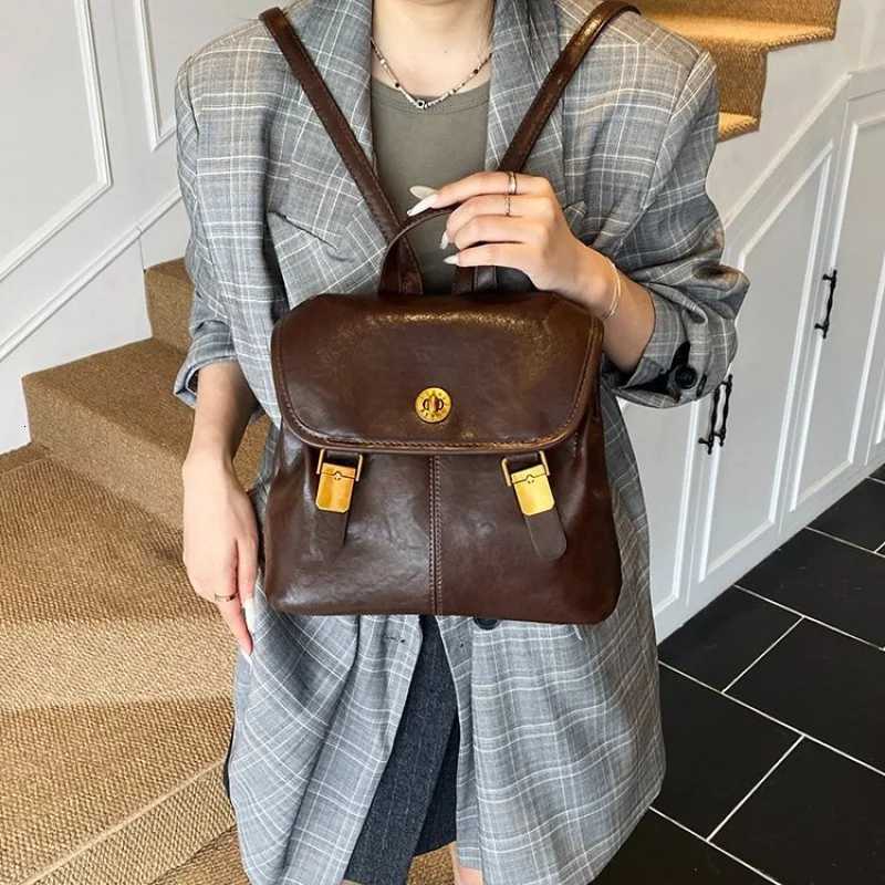 High-End Casual Leather Clutch Bag For Women With Trendy Letter And Fashionable Everyday UseW251117