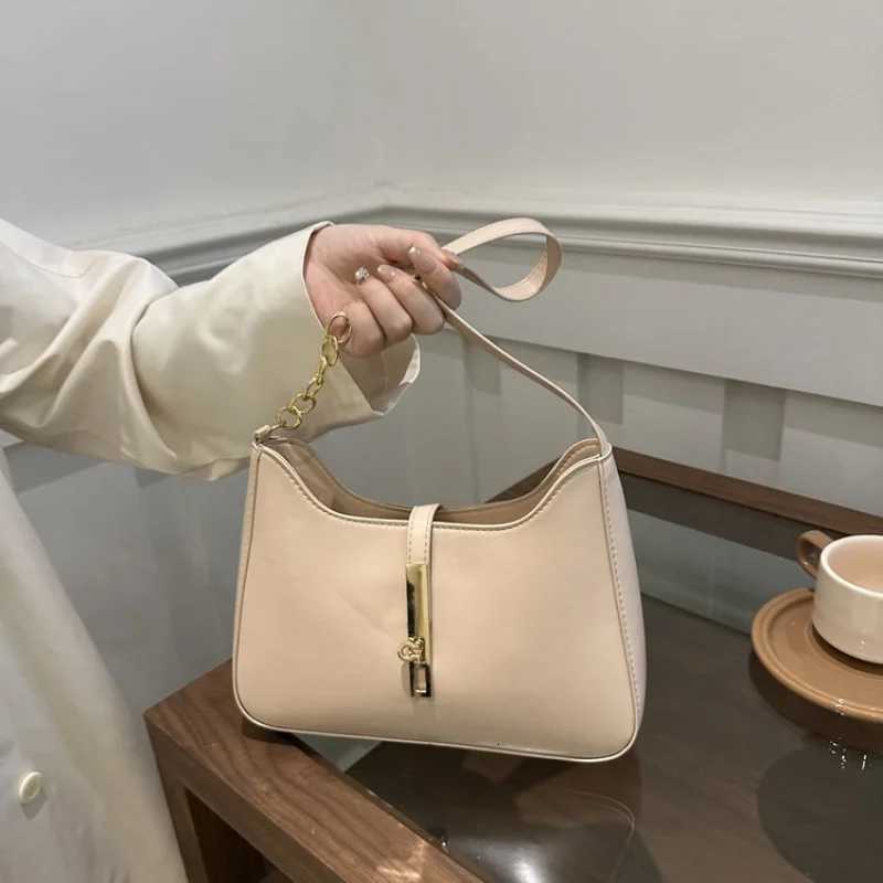 Popular Classic Leather Womens Messenger Bag High-End Luxury Brand Trendy Elegant Refined Artistry Commuter Vintage BagW251117