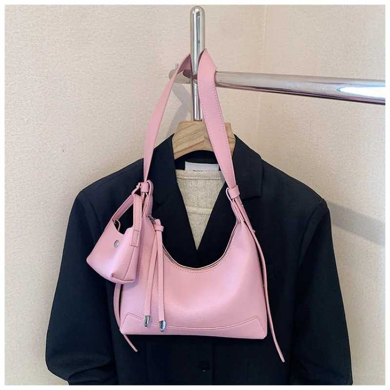 High-End Stylish Minimalist Tote Bag For Casual Business Commuter Women In Solid Color Fashion With Large CapacityW251117