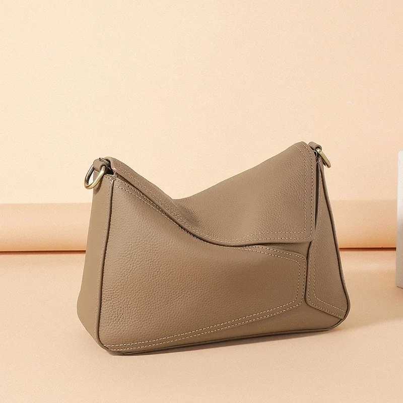 Pure 100 Cowhide Leather Womens Geometric Solid Color Shoulder Bag For Ladies Large Capacity Pillow Crossbody Handbag LuxuryW251117