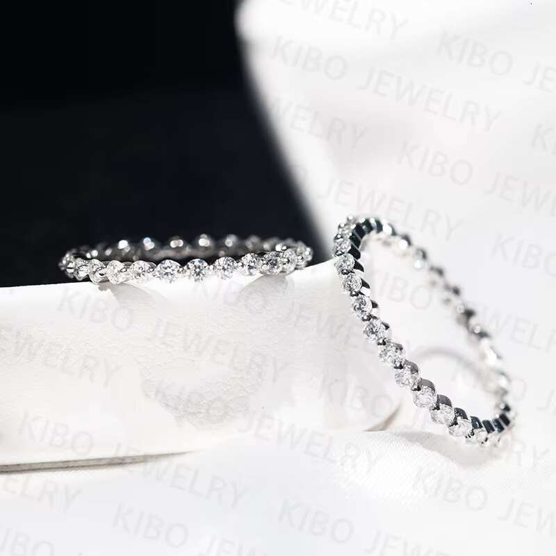 Wholesale 2024 Band Moissanite Diamond Silver 925 Ring 18K White / Rose Gold Planted Iced Out Wedding Rings Womens Jewelry