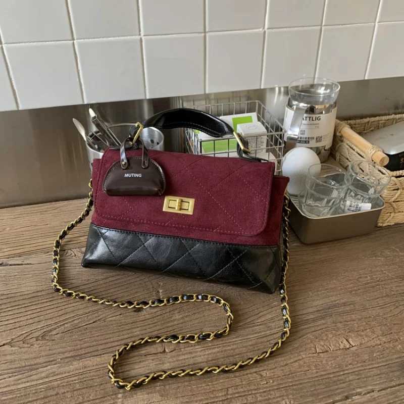 Fashionable Crossbody Handbag For Ladies With A Luxury Parisian Design And Premium LeatherW251117
