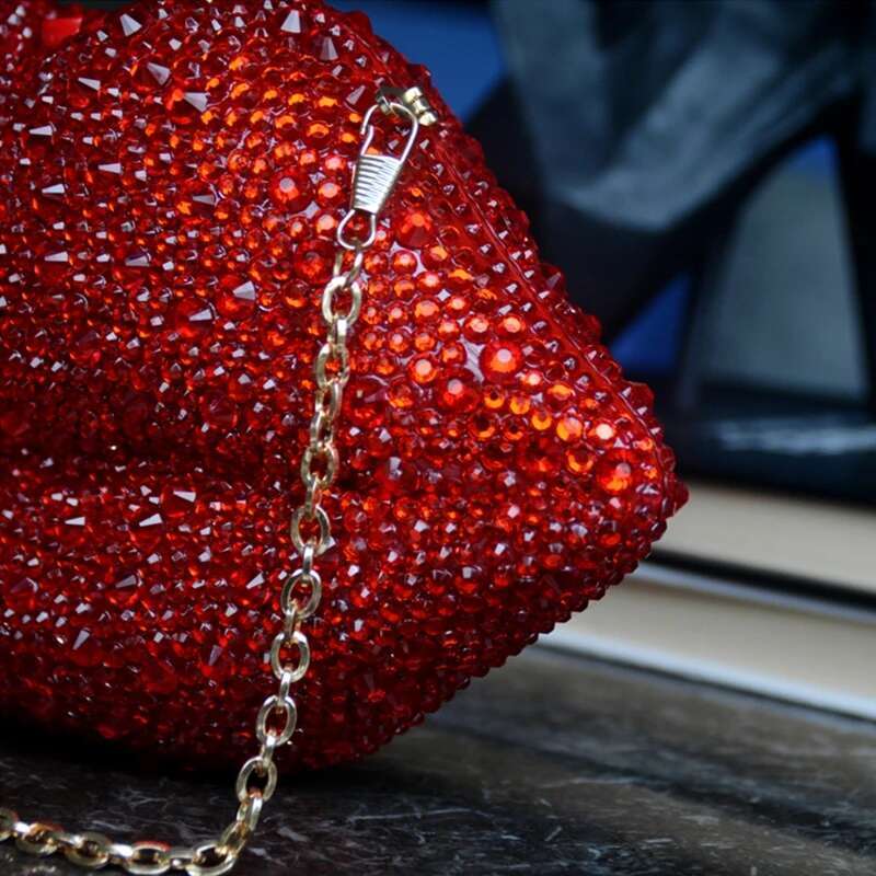 Women Leather Lips-Shaped Evening Clutch Purses Crossbody Bags Vintage Banquet Handbag Dinner Bag