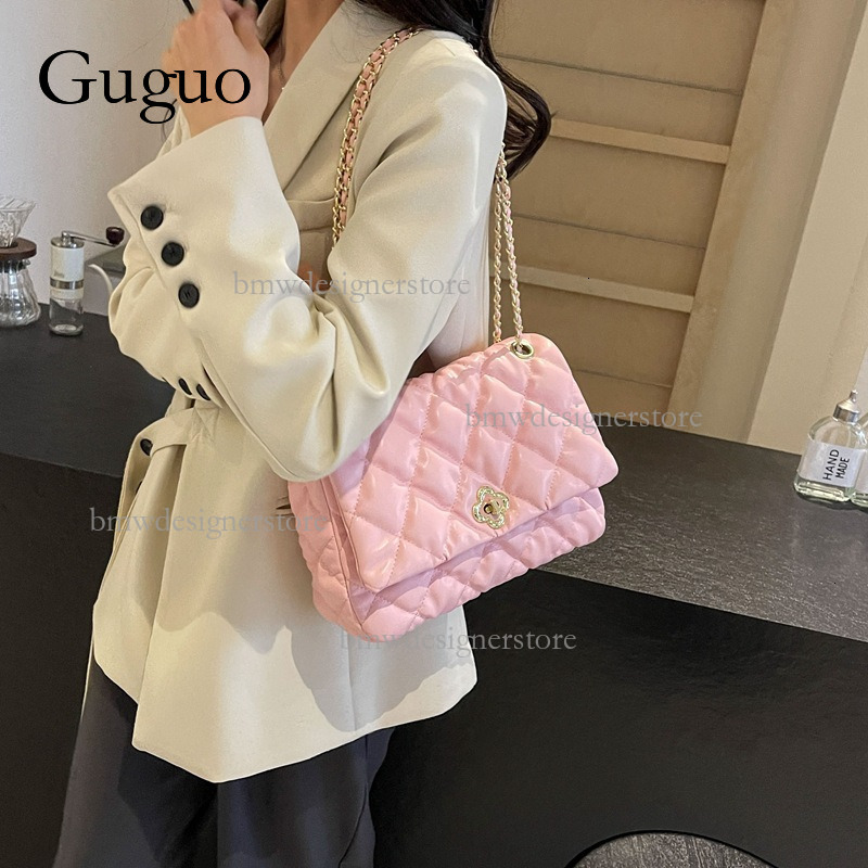 Guguo Designer Likes Wide Tie Dye Women's Denim Single Shoulder Bag, Stylish And Versatile, Large Capacity Luxury Commuter Crossbody Bag, Metal B