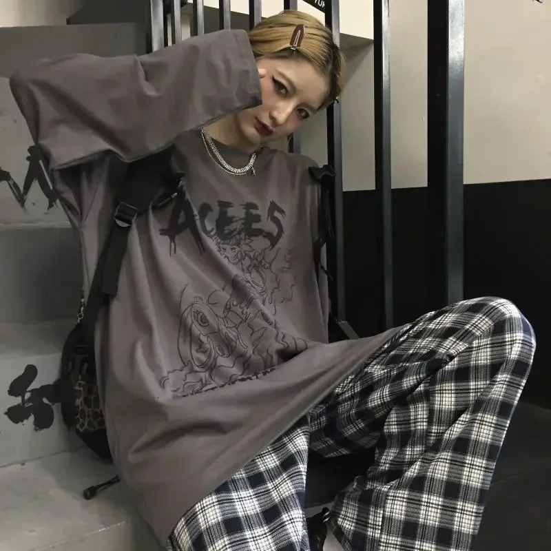 Mens t-shirts Summer Mens clothing Oversized Long Sleeve Tees Streetwear Casual Daily Manga Vintage Graphic T shirts Gym Tops 250417