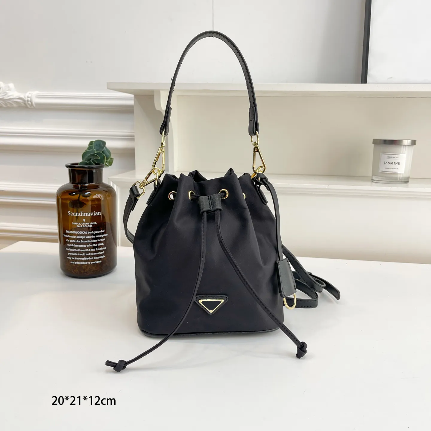 Drawstring Bucket Bag Womens Designer Nylon Bags Chain Luxurys Hobo Handbags Womans Purse Fashion Ladies Shoulder Cross Body Bag Wallet BFD2504171