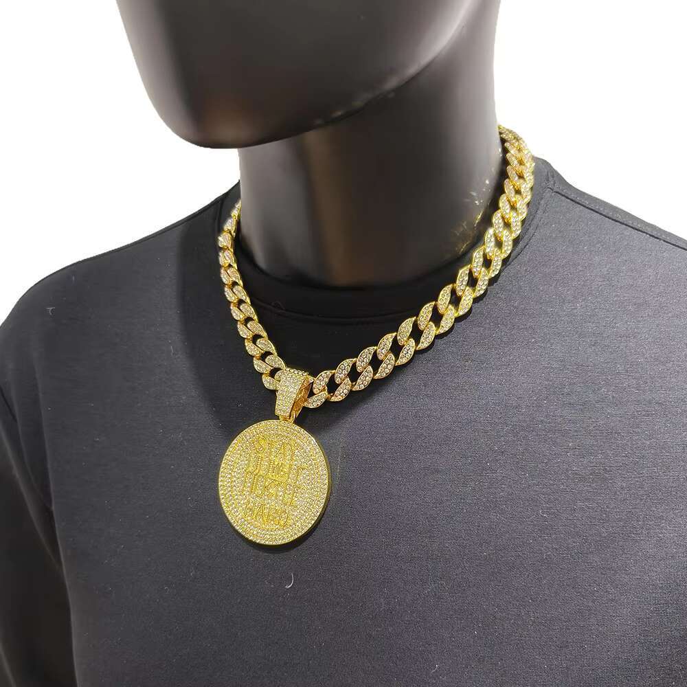 DHcollections Miami Chain Necklace With Pearl - Alloy Pendant For Various Ocns