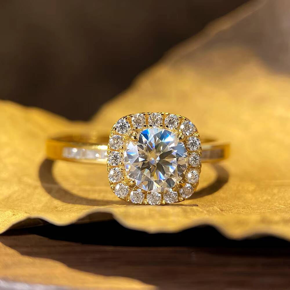 Ready to Ship 925 Sterling Silver VVS Moissanite Engagement Wedding Ring Fine Rings with Synthetic Gemstone for Women