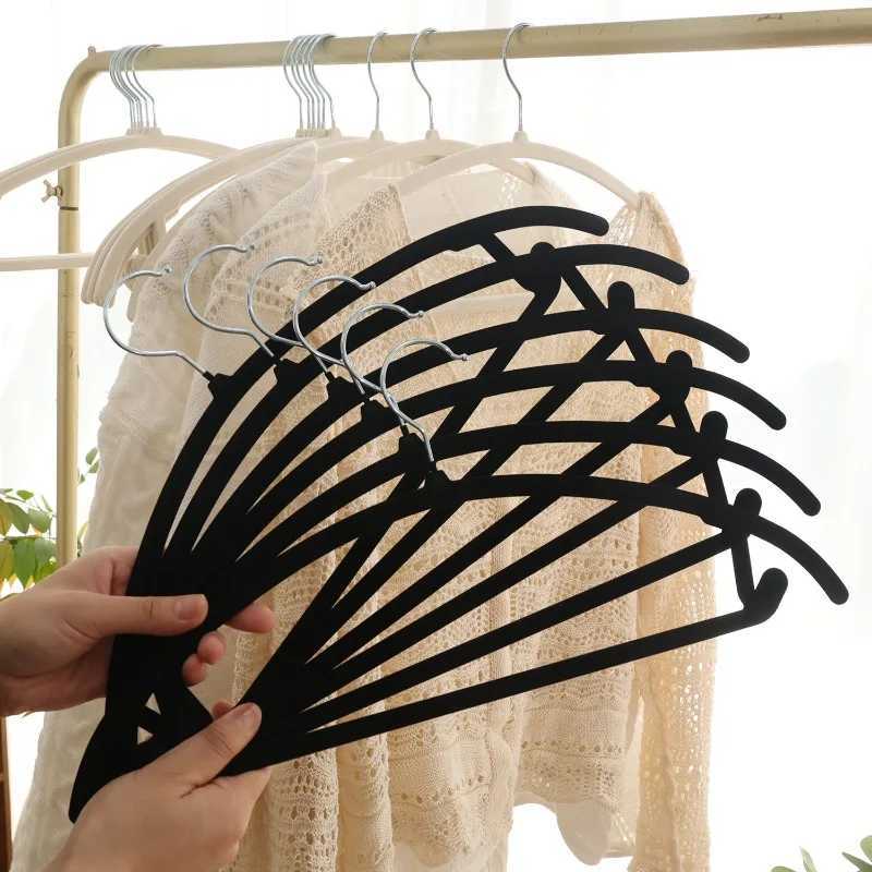 Non-slip Plush Clothes Hangers Anti Shoulder Corner Clothes Hanger Laundry Rotating Hook Clothes Hangers Seamless Arc Organizer C251117