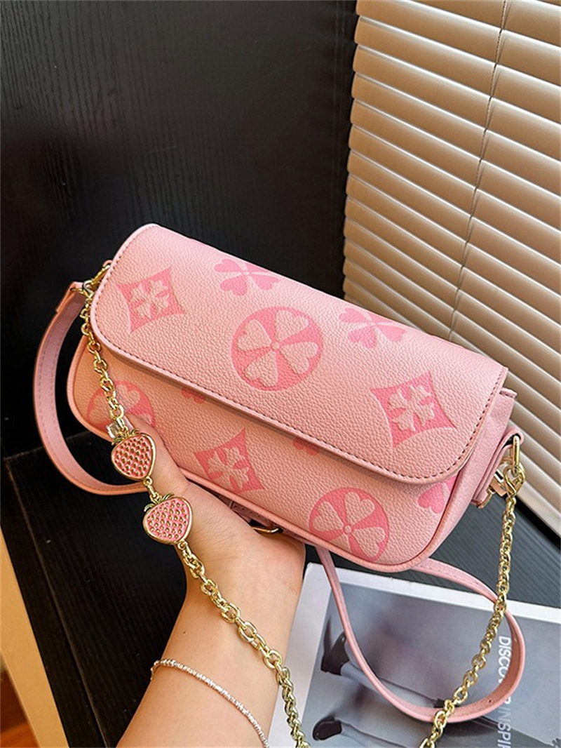 New hot free shipping designer Shoulder Bags for Women fashion crossbody Chains vintage casual black white bag