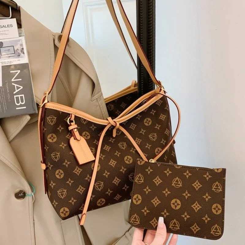 Classic Ladies Messenger Bag Designer Leather Crossbody Shoulder Handbag Womens Elegant Tote Purse FashionableW251117