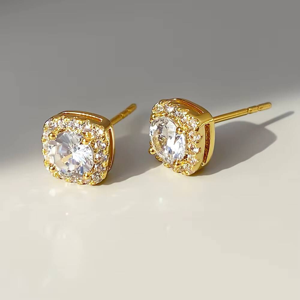 Custom Unique Style Fine Jewelry Halo Style 925 Sterling Silver CZ Statement Gold Plate Cute Stud Earrings 925 Silver Jewelry