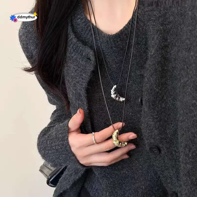 Simple Cow Horn Long Necklace for Women Leather Rope Light Sweater Chain Fashion Jewelry Accessories Wholesale ddmythur