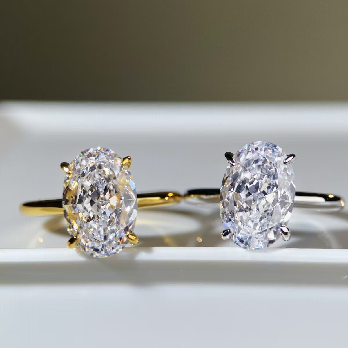 Classic Lab Grown Diamond Ring IGI Certificate 1CT 18K Yellow Gold Solitaire Oval Cut Engagement Ring