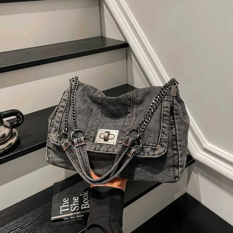 Elegant Leather Crossbody Bag for Ladies High-Quality Craftsmanship Luxury Brand Women Messenger Bag TrendyW251117