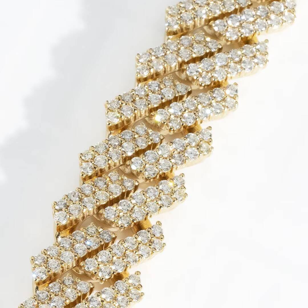 Mens Gold Chains 18mm Iced Out Two Tone VVS Moissanite Miami Cuban Link Chain S925 Sterling Silver Necklace