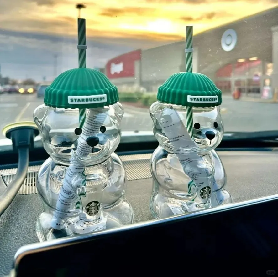 US Stock Star bucks Teddy Bear Barista Glass Bear Cup With Straw Cute Transparent Tumbler With Hat For Iced Coffee Cold Drink Christmas Gift