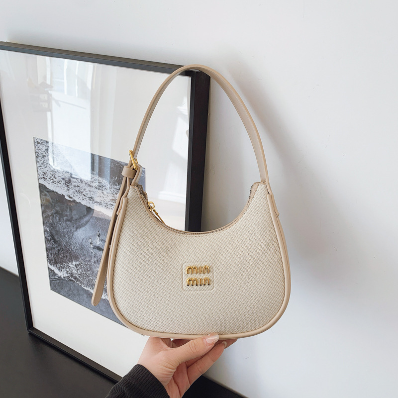2025 Trendy Women New Crossbody Bag Fashion Versatile Travel Shoulder Bag Stylish Casual Dumpling Bag Urban Street Style