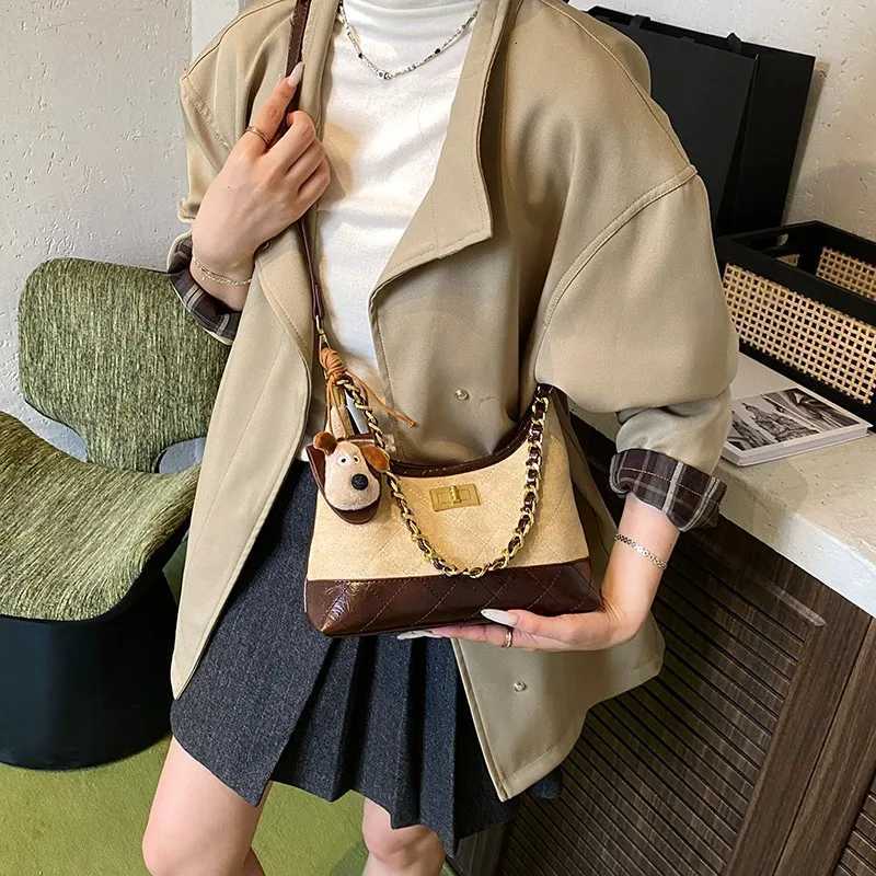 Sophisticated French Style Handbag With Unique High-End Craftsmanship Versatile For Womens Daily Commuter UseW251117