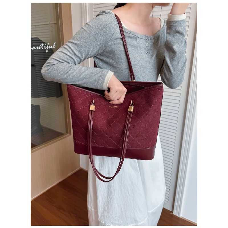 Luxury Brand Ladies Crossbody Bag - Womens Genuine Leather Shoulder Messenger Bag Handbags Classic ElegantW251117