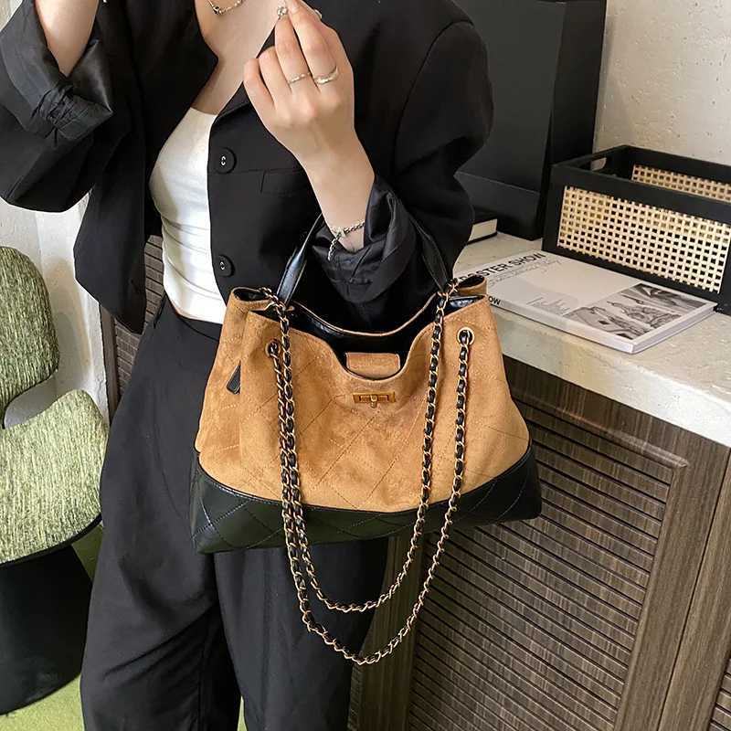 2025 New Crossbody Bag for Women Trendy Tote Design Elegant Luxury Handbag with Chain Stylish Shoulder Bag Multi-Color FashionW251117
