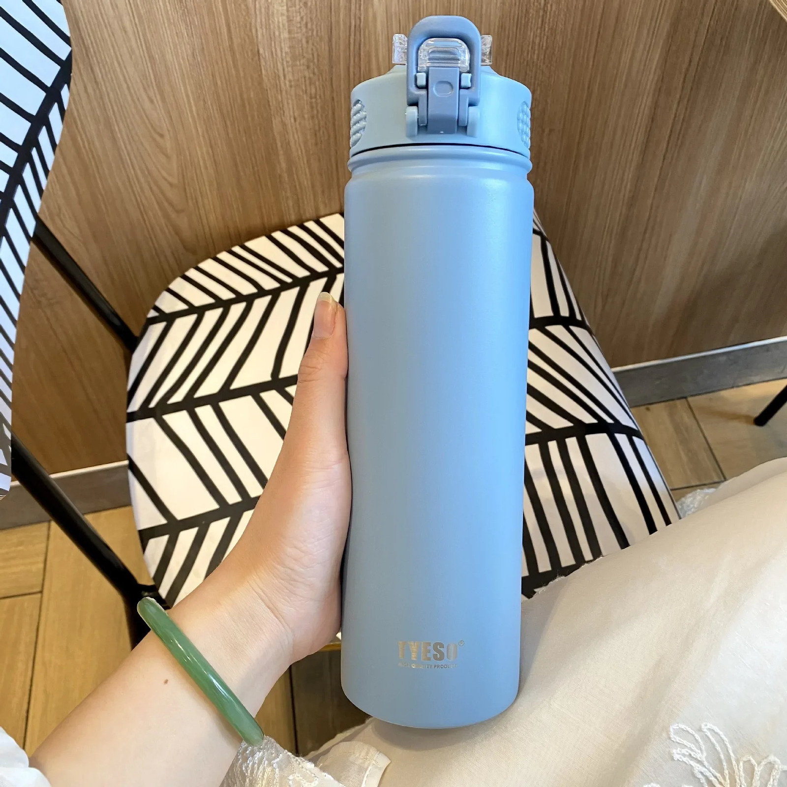 TYESO 600750ML Thermos Bottle With Straw Stainless Steel Car Thermal Cup Sports Water Bottles Keeps Cold and Heat Mug 251107 W260226