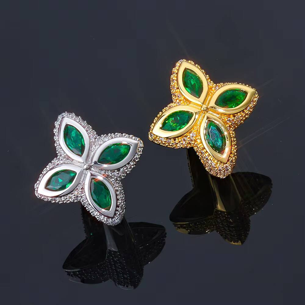 Moissanite Hip Hop Jewelry Gold Plated Four Leaf Zircon Ring Womens Trendy Bling Green Blue Gemstone Flower Shape Iced Out Ring