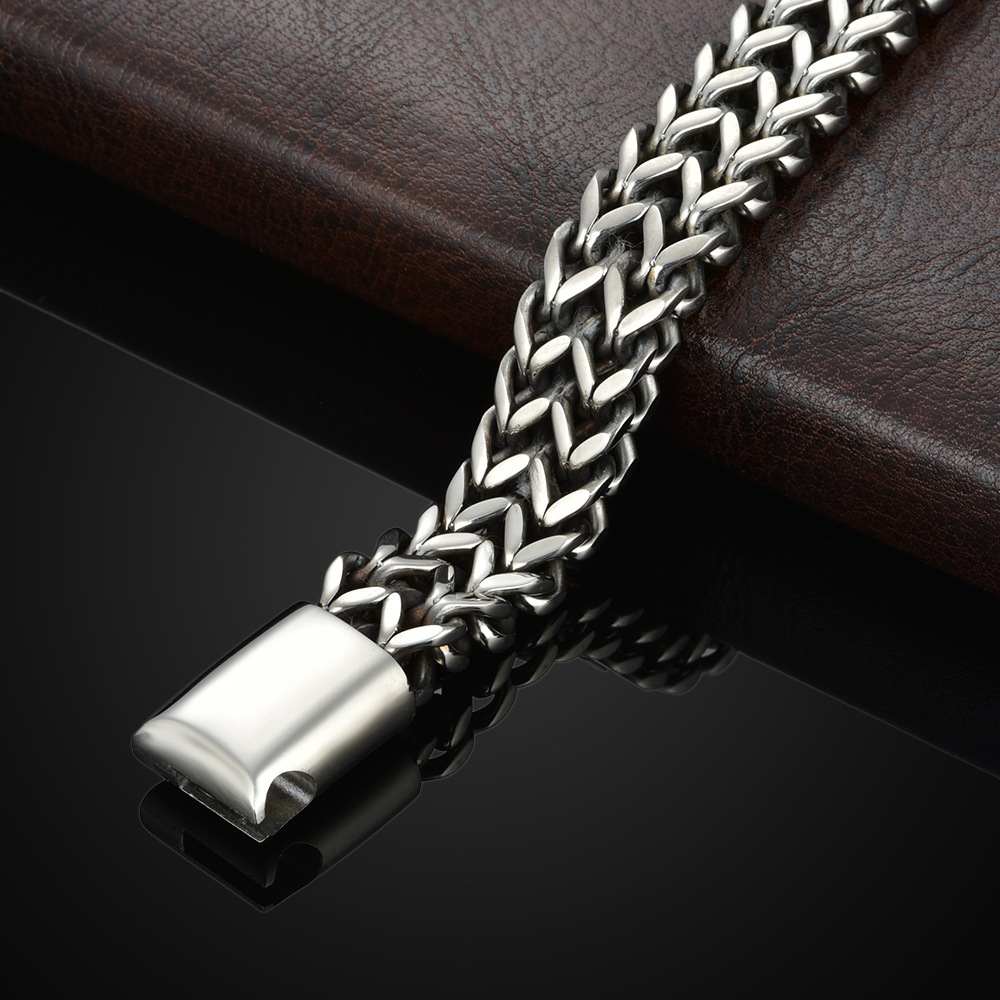 Elegant Two-Tone Stainless Steel Bracelet with Fish Scale Pattern & Secure Magnetic Lock