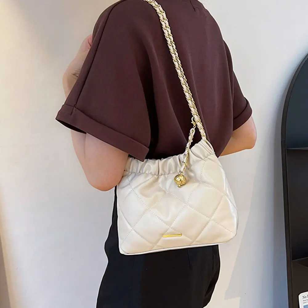 New Women Girls PU Leather Pleated Plaid Crossbody Bag Bucket Bag Large Capacity Tote Handbag Underarm Bag Shoulder BagW251117