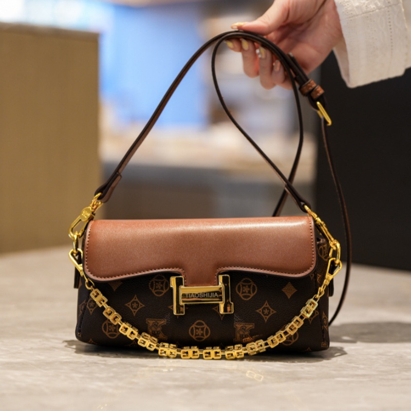 Designer Bag Luxury Bag The Small Is Versatile Elegant Chain For Women Stylish Underarm And Shoulder Bag A Single Shoulder Crossbody S Hot