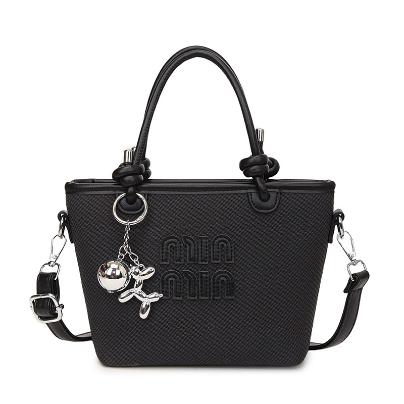 designer bag 2025 Women's summer leisure crossbody bag and hand-held bucket bag woven for ladies for seaside vacation