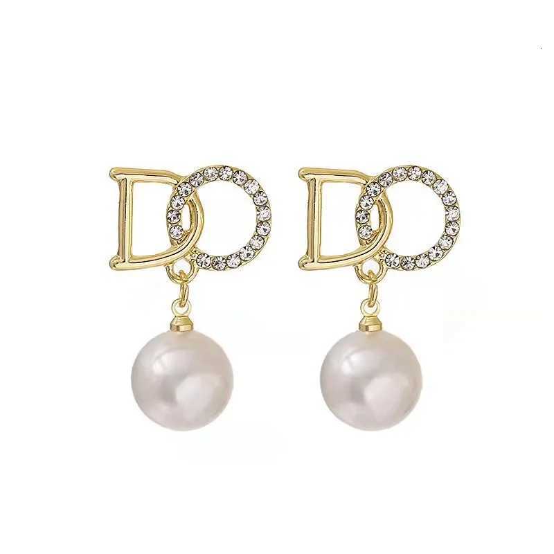 Korean Fashion Lady Earrings Rhinestone luxury Design DO Letter Earrings For Women Classic Pearl Pendant Earrings Party Jewelry K251117