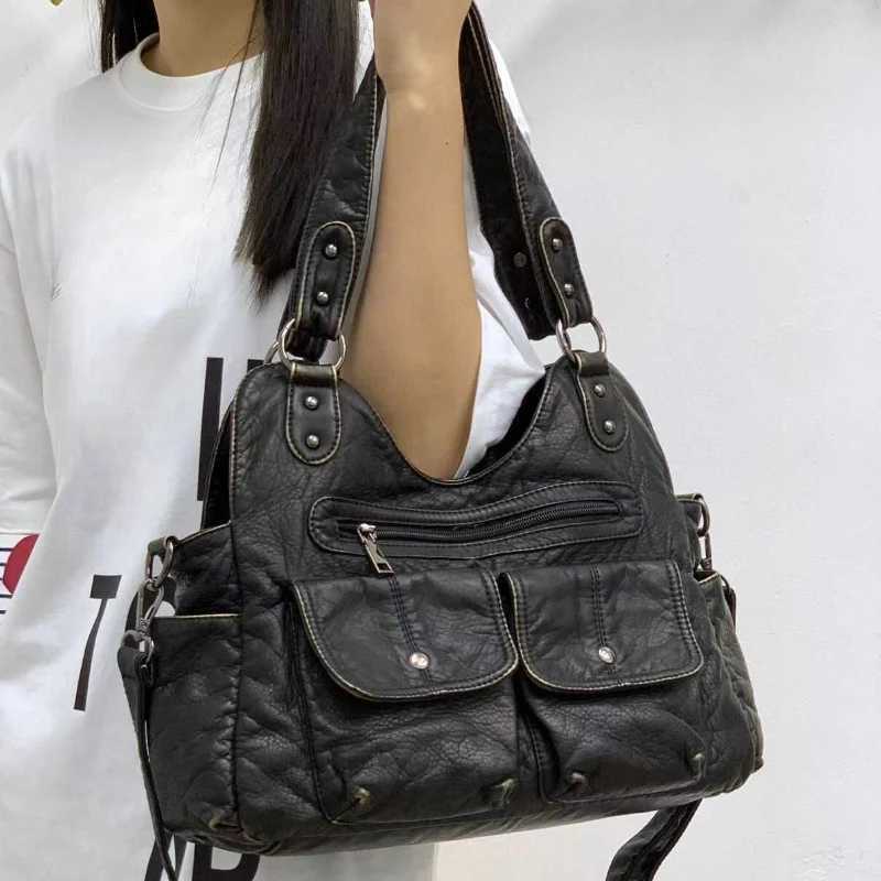 Ladies Fashionable Retro Multi Pocket Tote Bag Y2K Punk Motorcycle Bag Single Shoulder Crossbody BagW251115