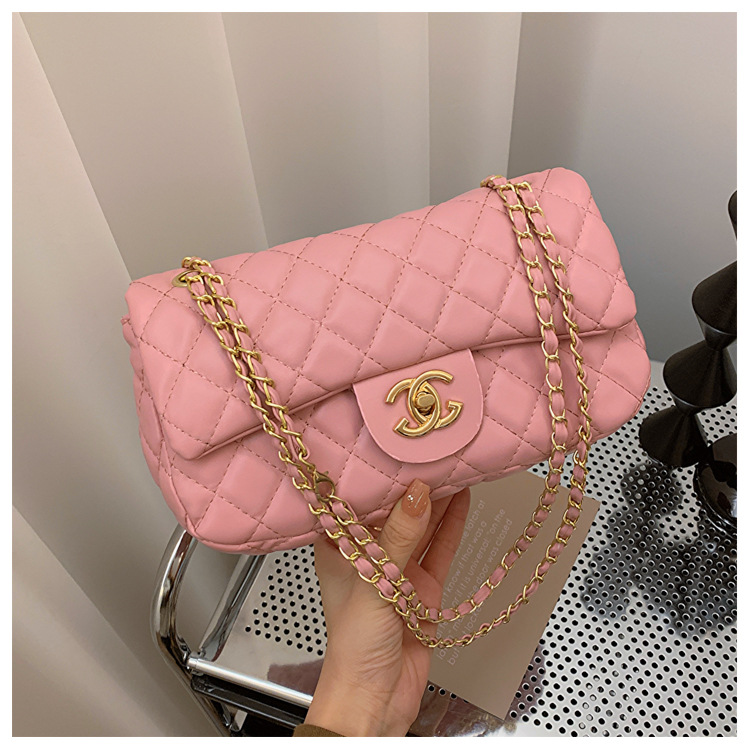 Chic Women's Small Fragrant Wind Messenger Bags - Versatile Shoulder Carrier with Sparkling Diamond Accents